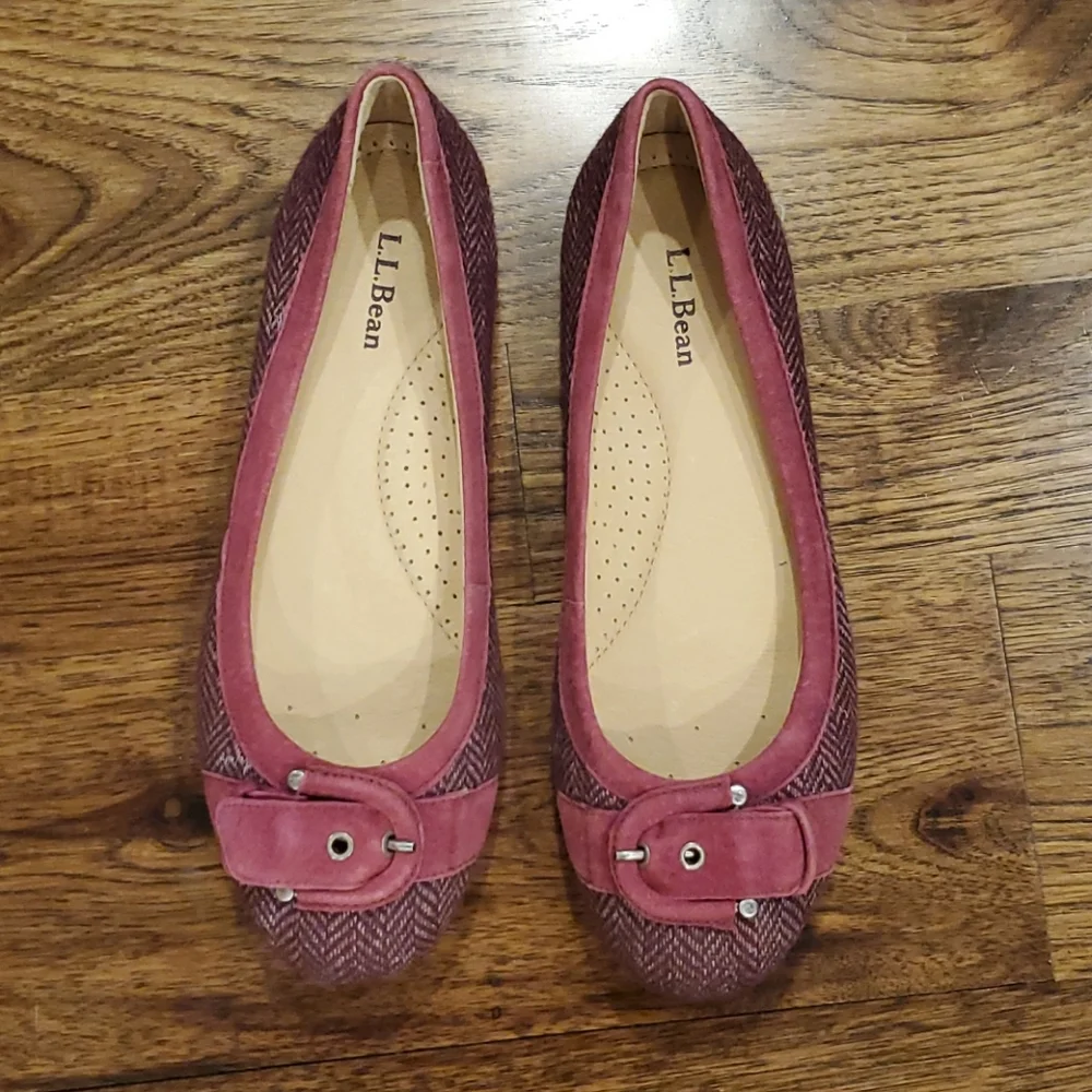 Womens L.L. Bean pink tweed flats size 7.5